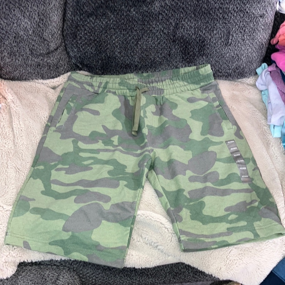 🔹4 for $30 NWOT Hollywood the Jean people Camo Green Men's Shorts, Large
